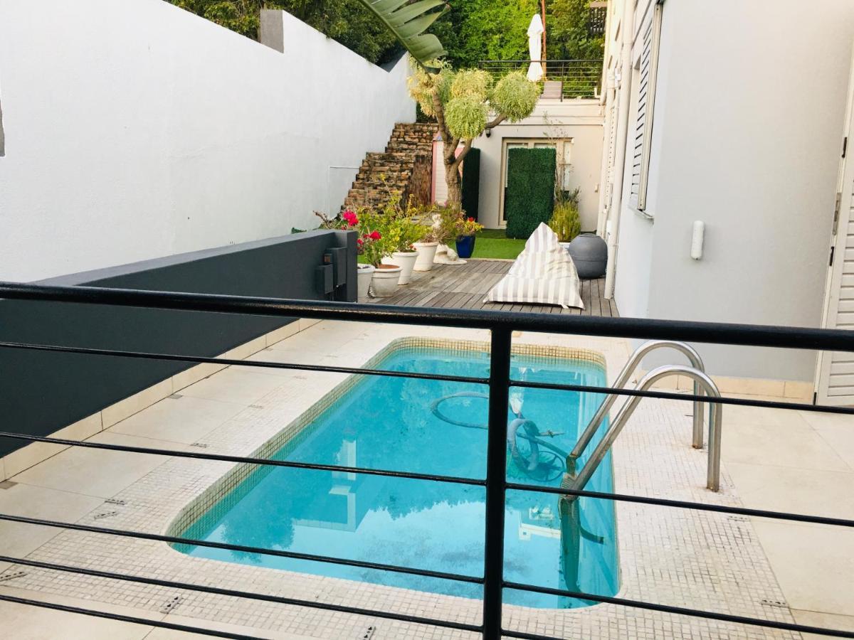 Lejlighed i Camps Bay på 270 m². Soveværelser: 2. Private badeværelser: 2. Kapstaden Eksteriør billede