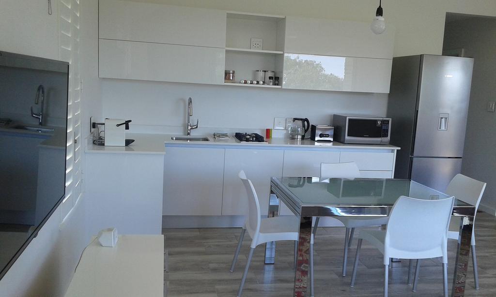 Lejlighed i Camps Bay på 270 m². Soveværelser: 2. Private badeværelser: 2. Kapstaden Eksteriør billede