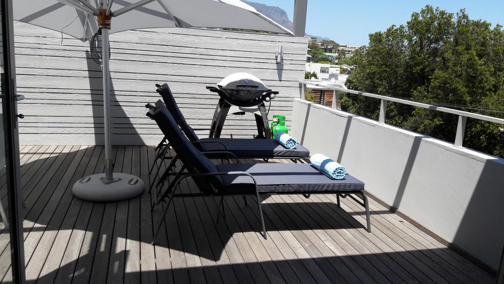 Lejlighed i Camps Bay på 270 m². Soveværelser: 2. Private badeværelser: 2. Kapstaden Eksteriør billede