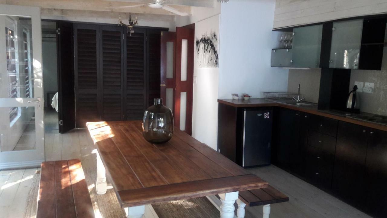 Lejlighed i Camps Bay på 270 m². Soveværelser: 2. Private badeværelser: 2. Kapstaden Eksteriør billede