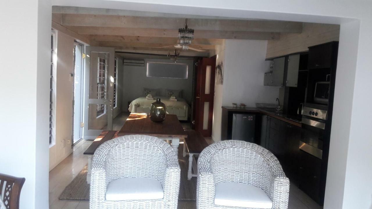 Lejlighed i Camps Bay på 270 m². Soveværelser: 2. Private badeværelser: 2. Kapstaden Eksteriør billede