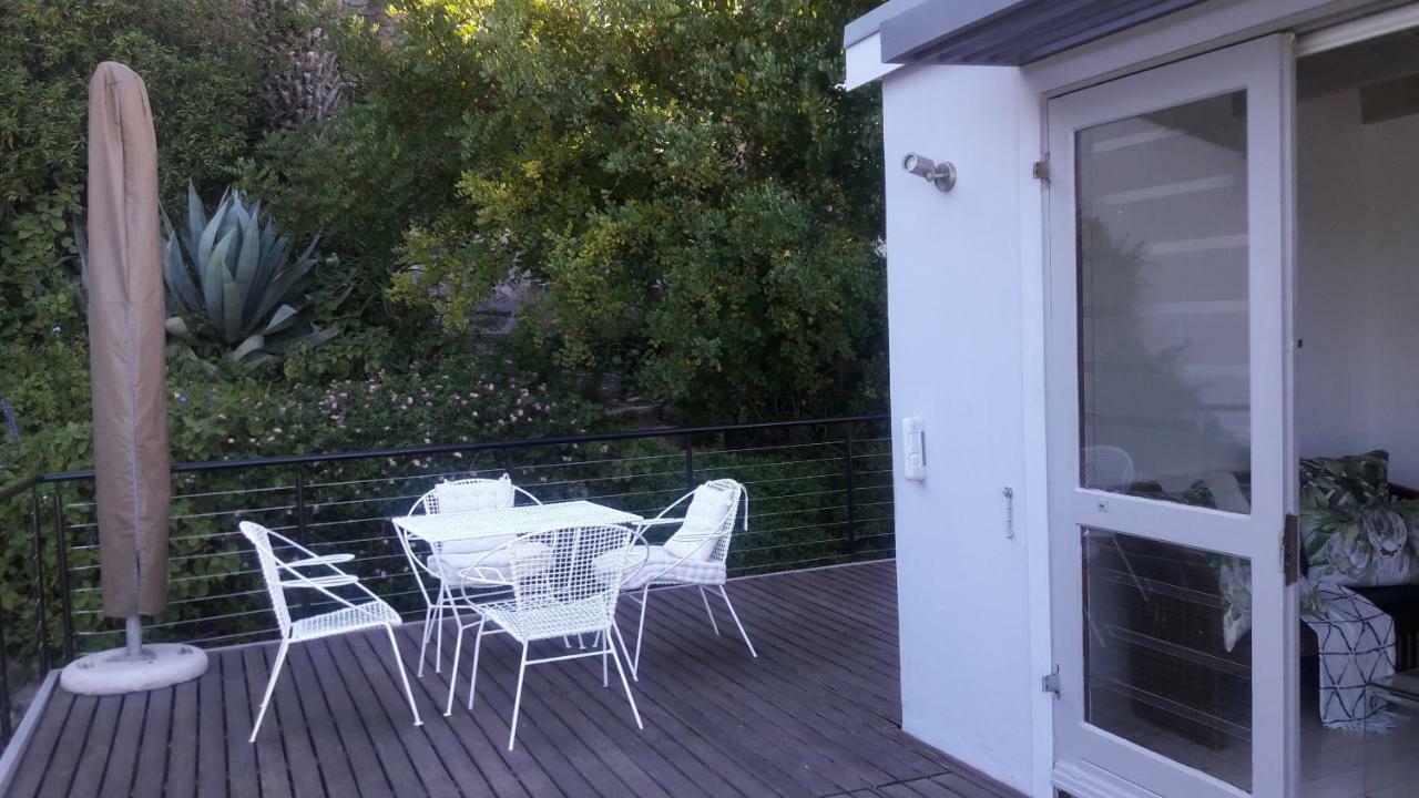 Lejlighed i Camps Bay på 270 m². Soveværelser: 2. Private badeværelser: 2. Kapstaden Eksteriør billede