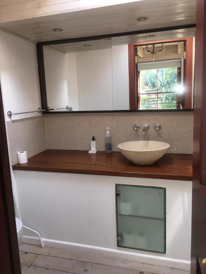 Lejlighed i Camps Bay på 270 m². Soveværelser: 2. Private badeværelser: 2. Kapstaden Eksteriør billede